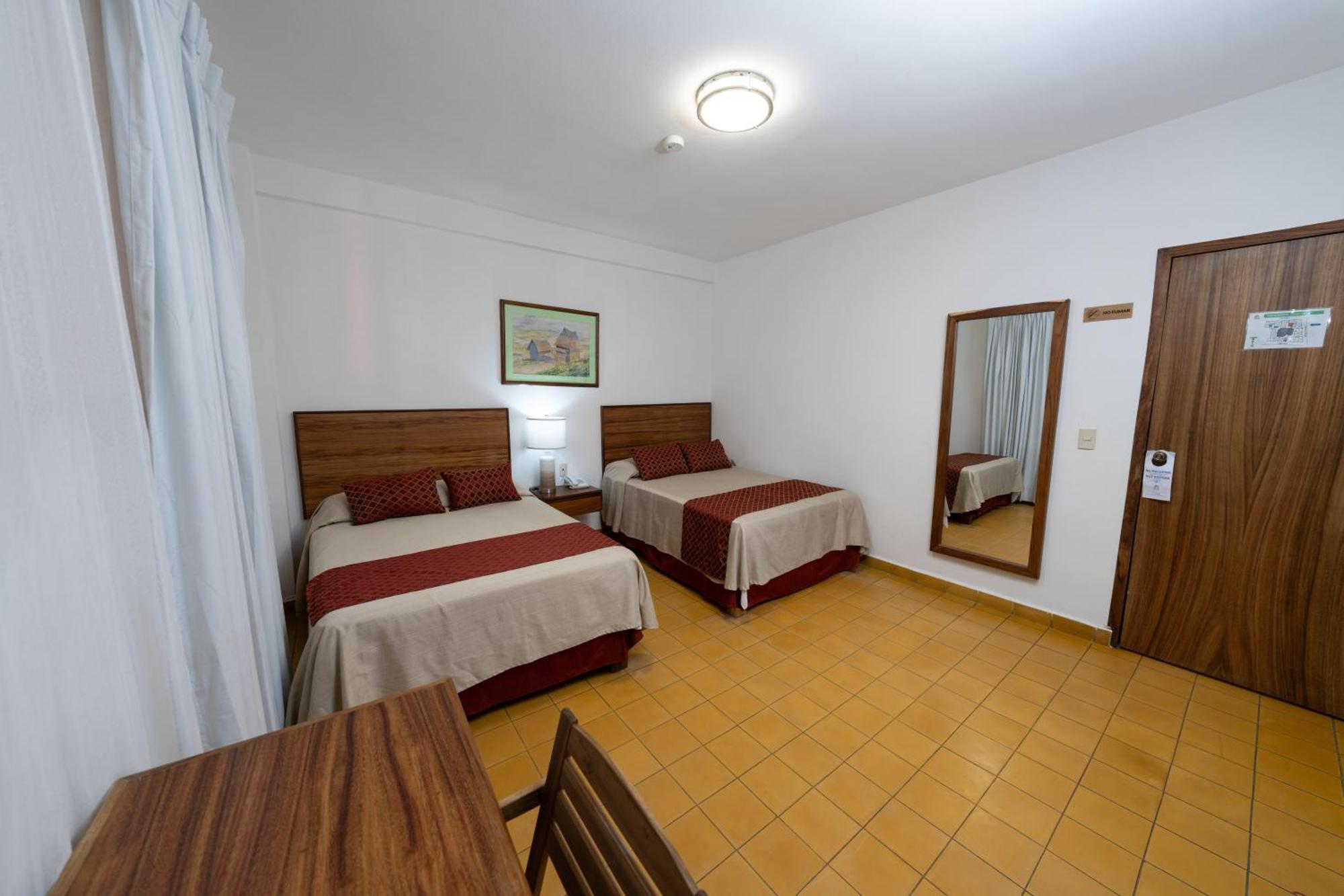 Hotel Encino Malecón Centro Puerto Vallarta Habitación foto