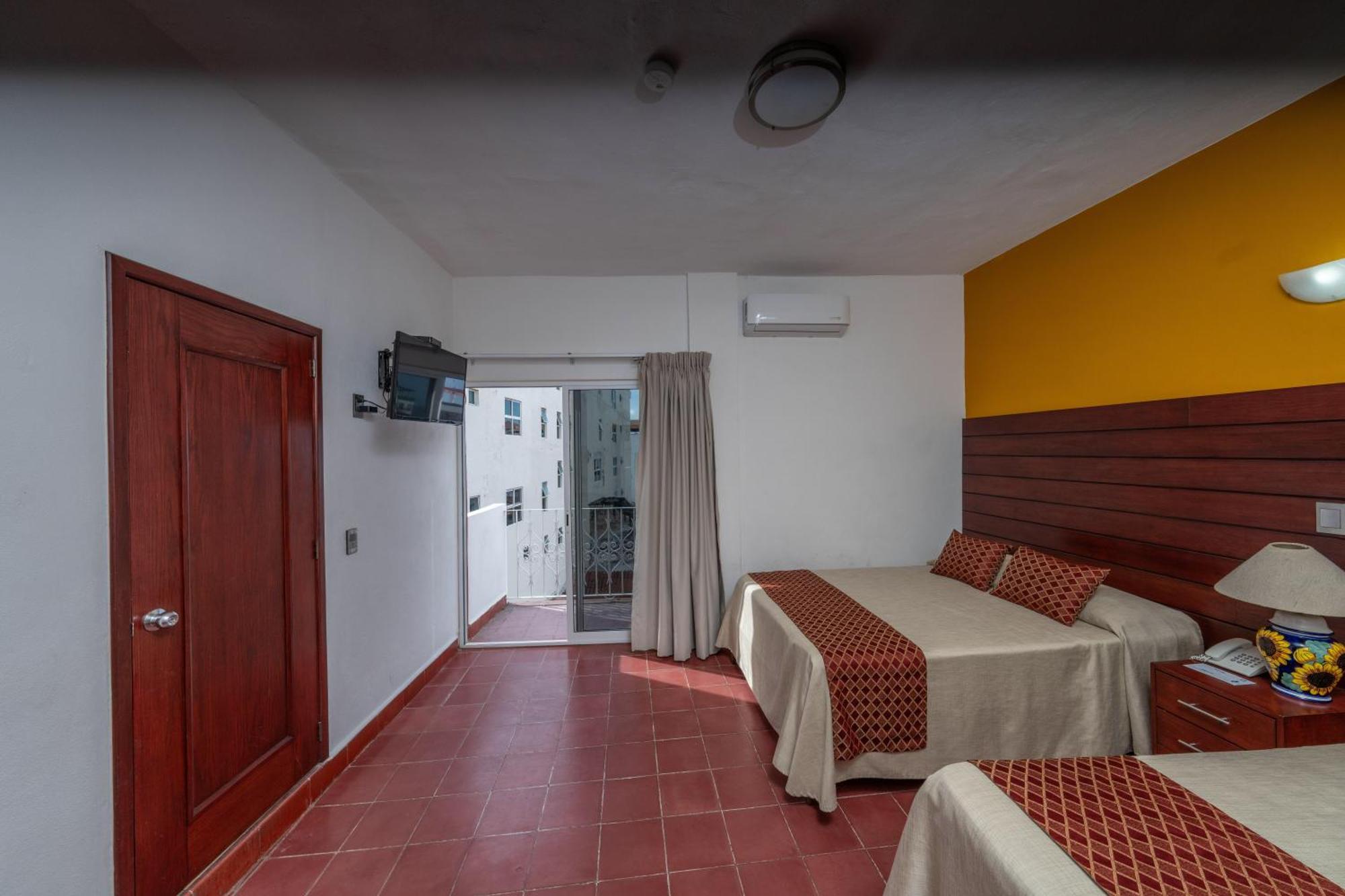 Hotel Encino Malecón Centro Puerto Vallarta Habitación foto