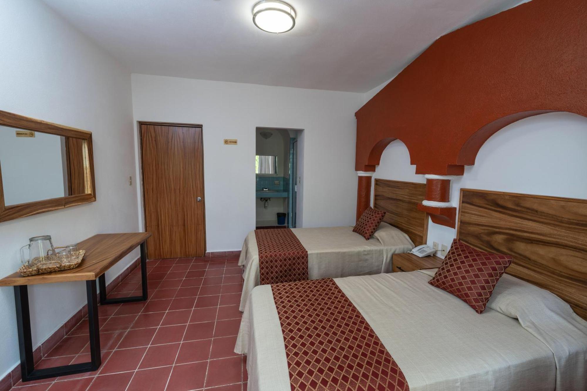 Hotel Encino Malecón Centro Puerto Vallarta Habitación foto