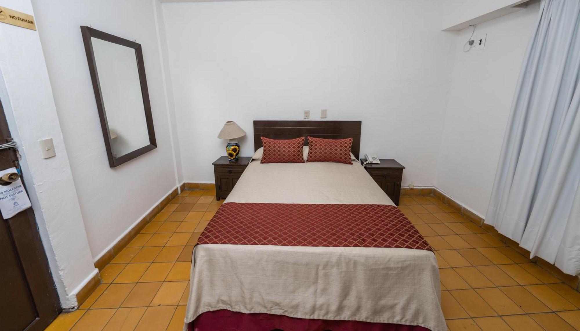 Hotel Encino Malecón Centro Puerto Vallarta Habitación foto